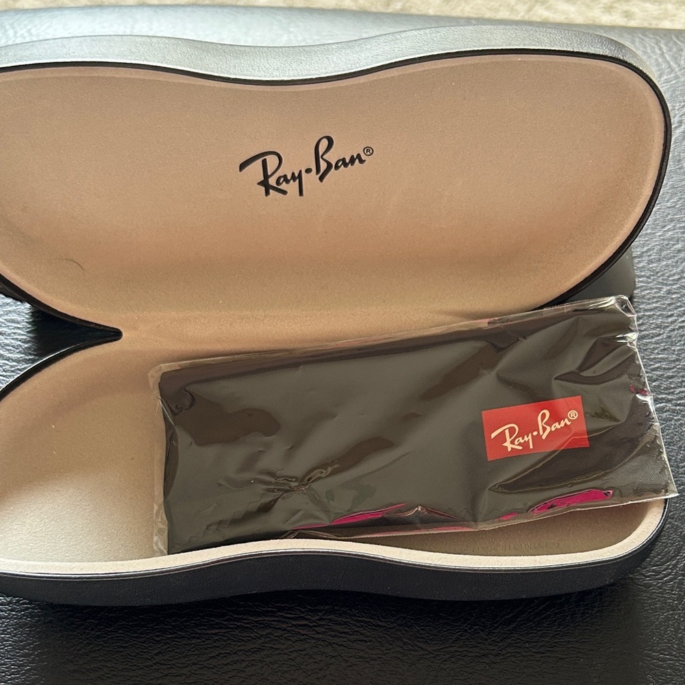 Ray-Ban Black Eyewear Case with Logo | BRAND NEW